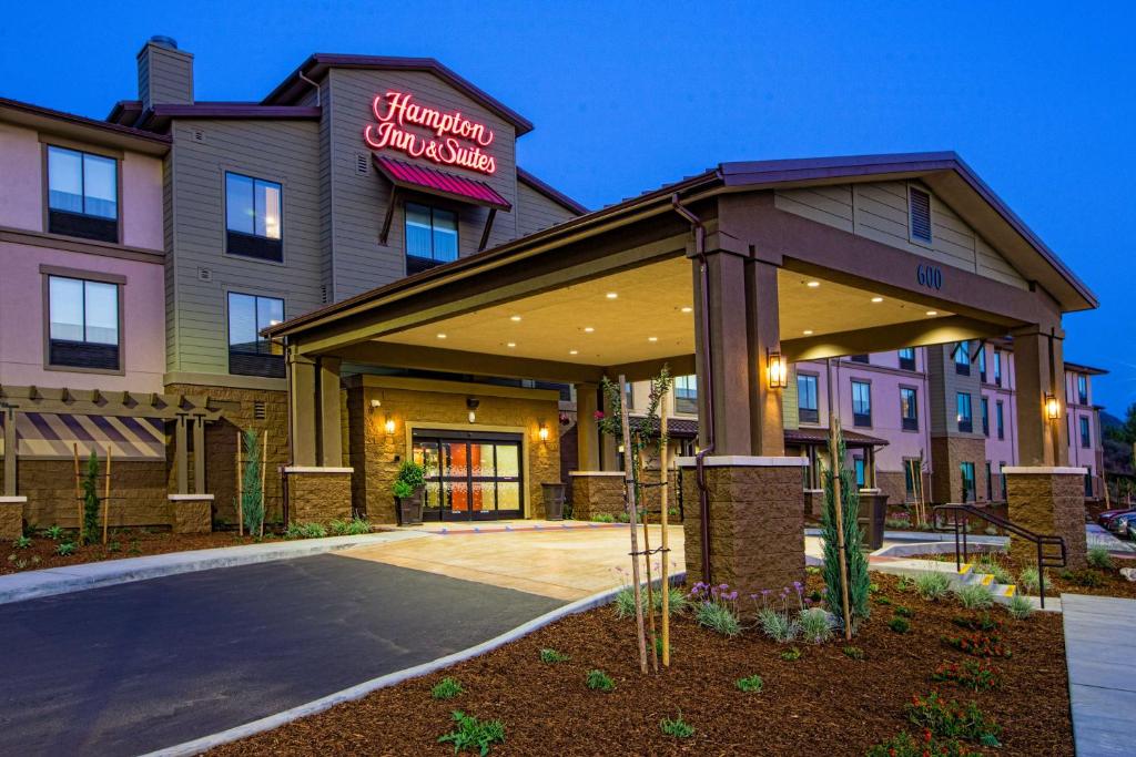 Hampton Inn & Suites Buellton/Santa Ynez Valley photo