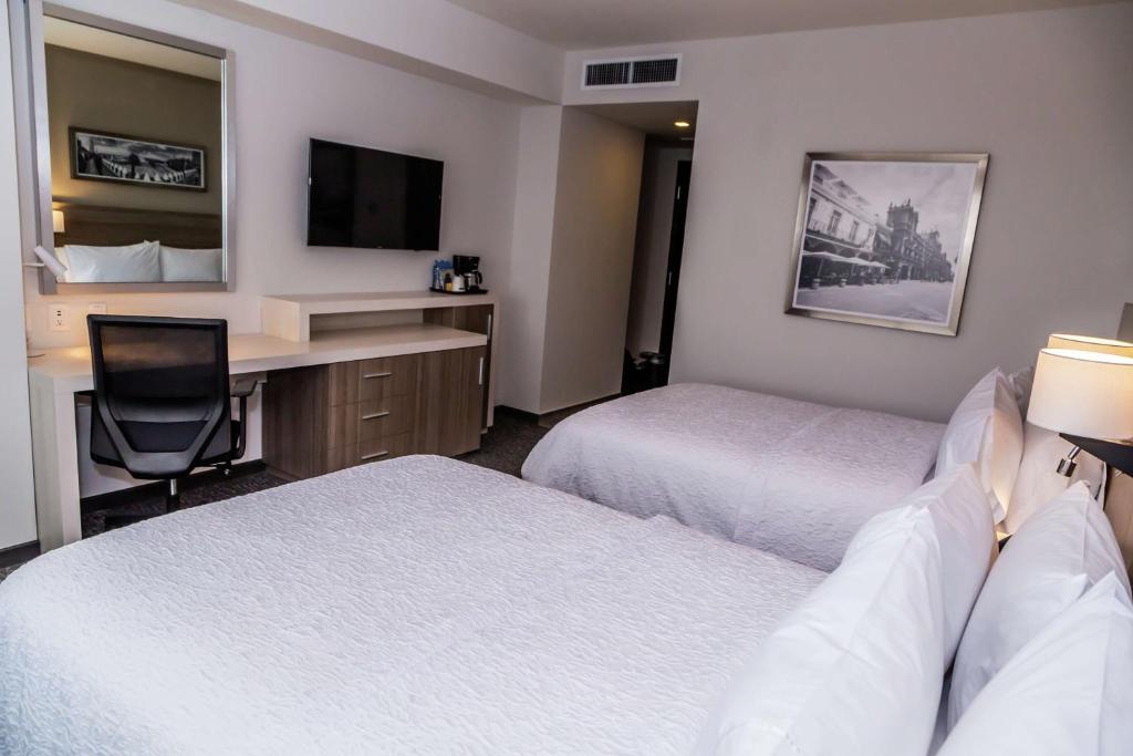 Hampton Inn & Suites by Hilton Puebla photo