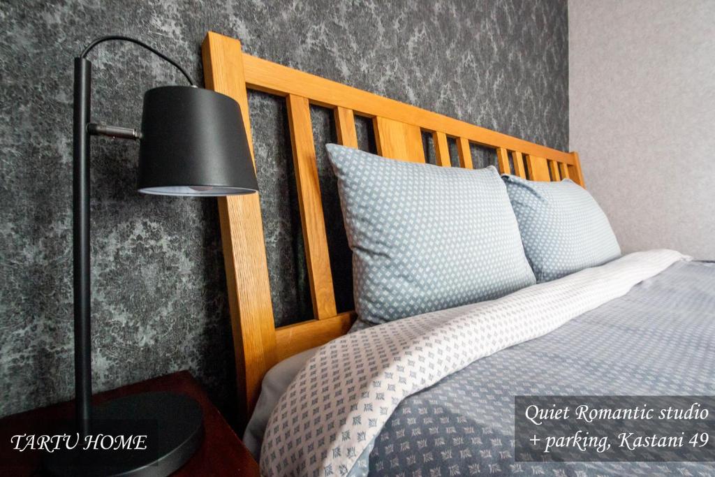 Quiet Romantic Studio plus parking, Tartu Home