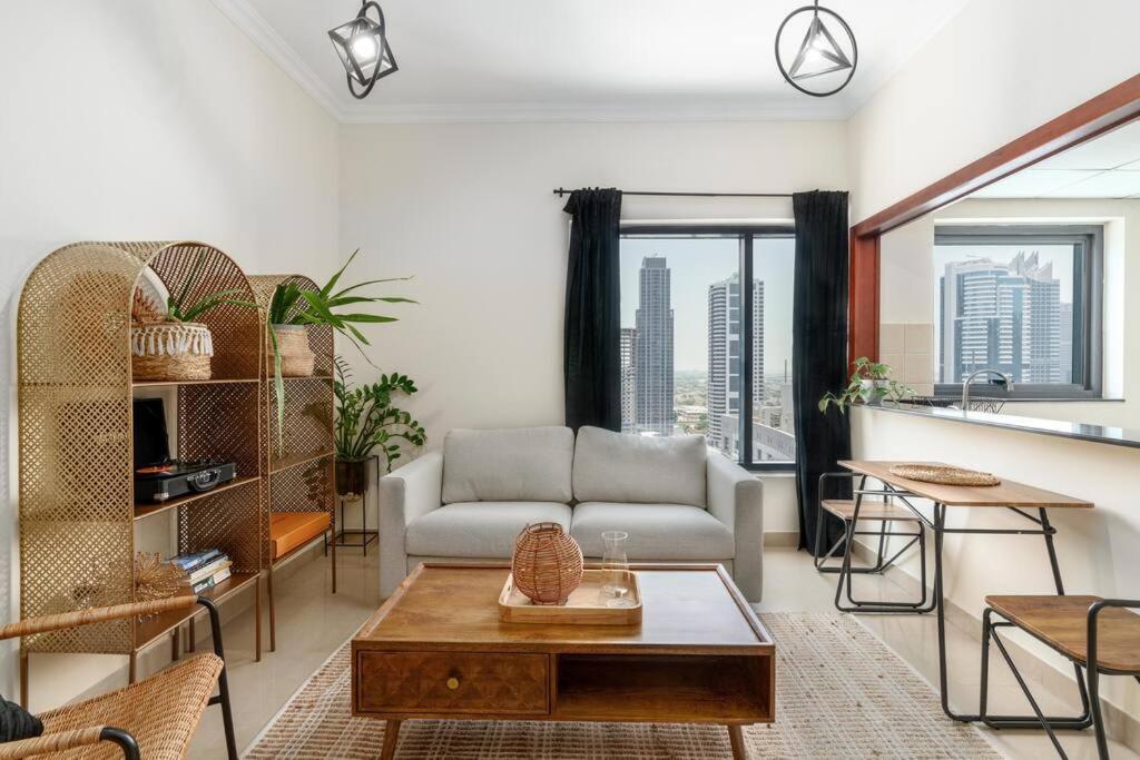 1bdr on the Marina Walk - Time Place Tower, Dubai