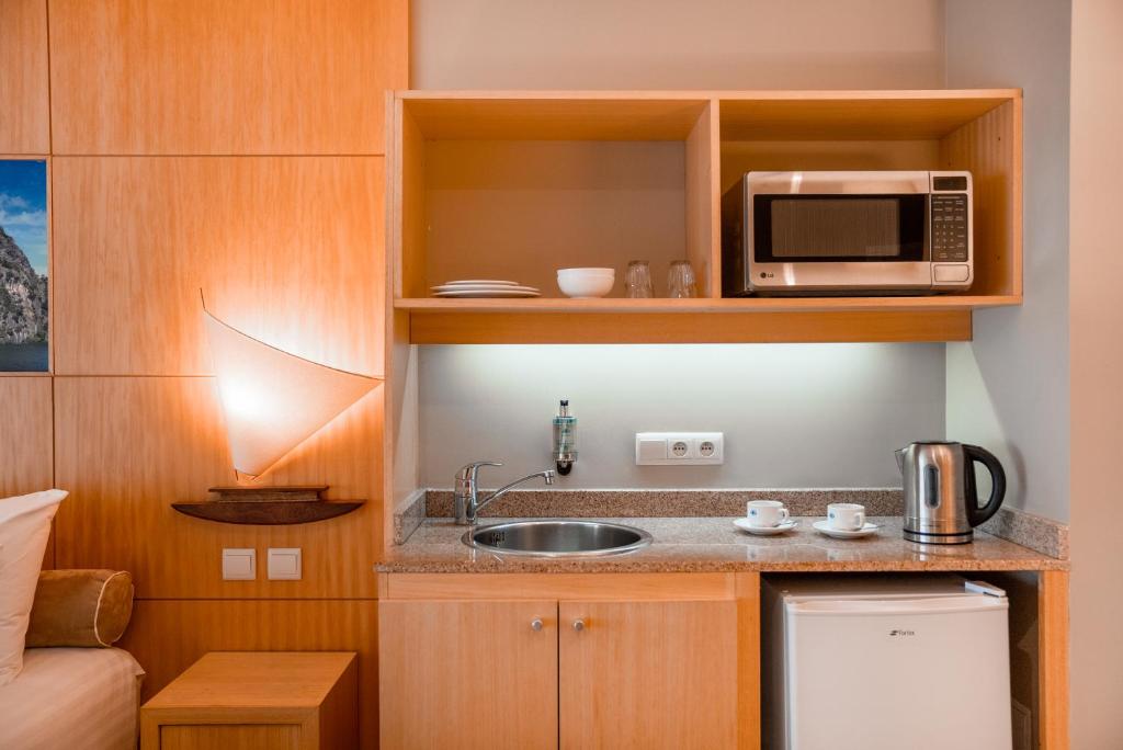 מתקני המלון