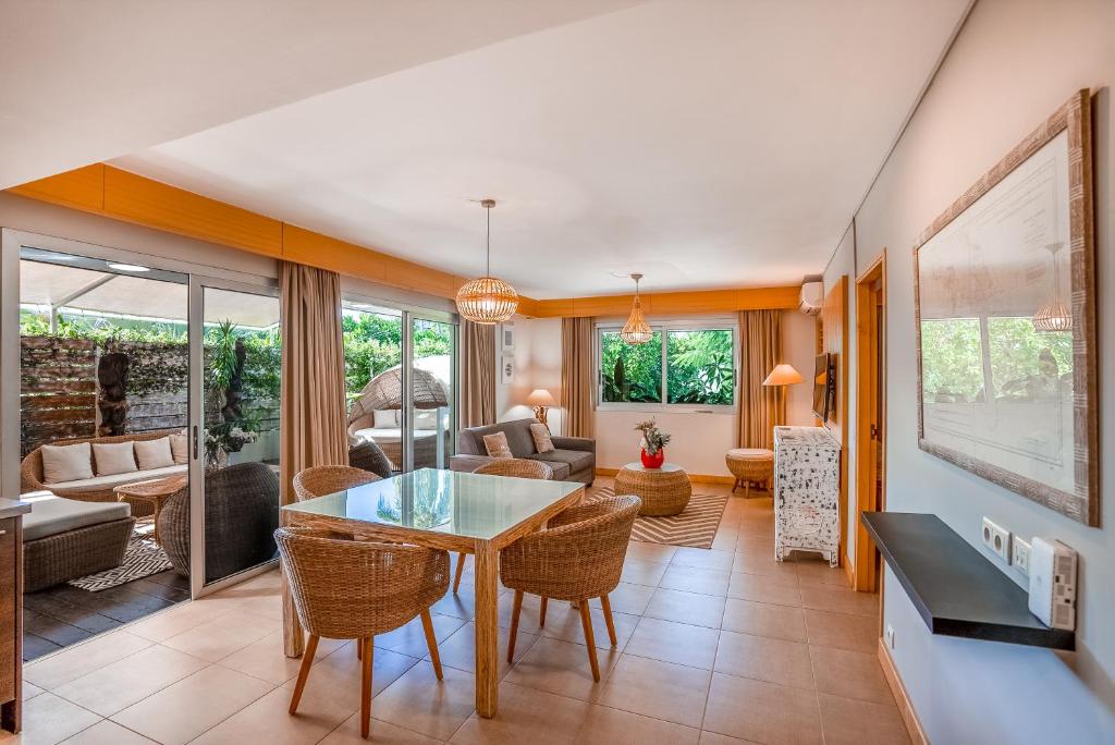 מתקני המלון