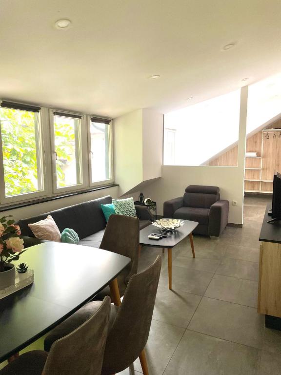 KHAN Apartments LJUBLJANA — Hotel in Ljubljana