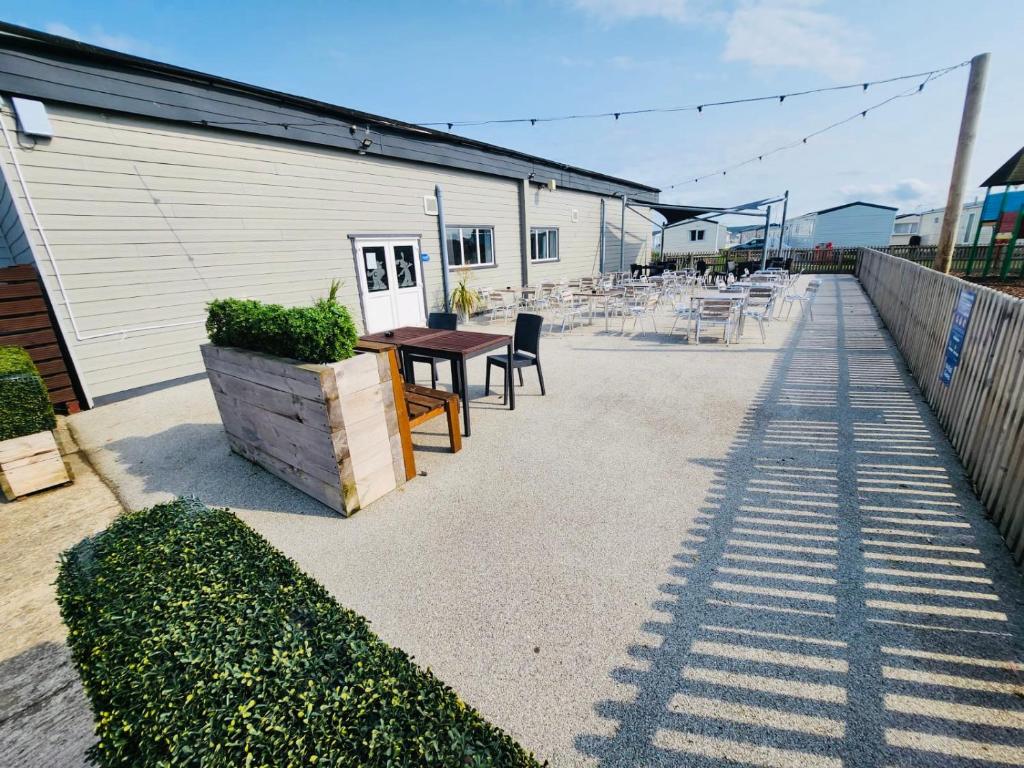 CASALIE at Seasalter, Whitstable photo 6