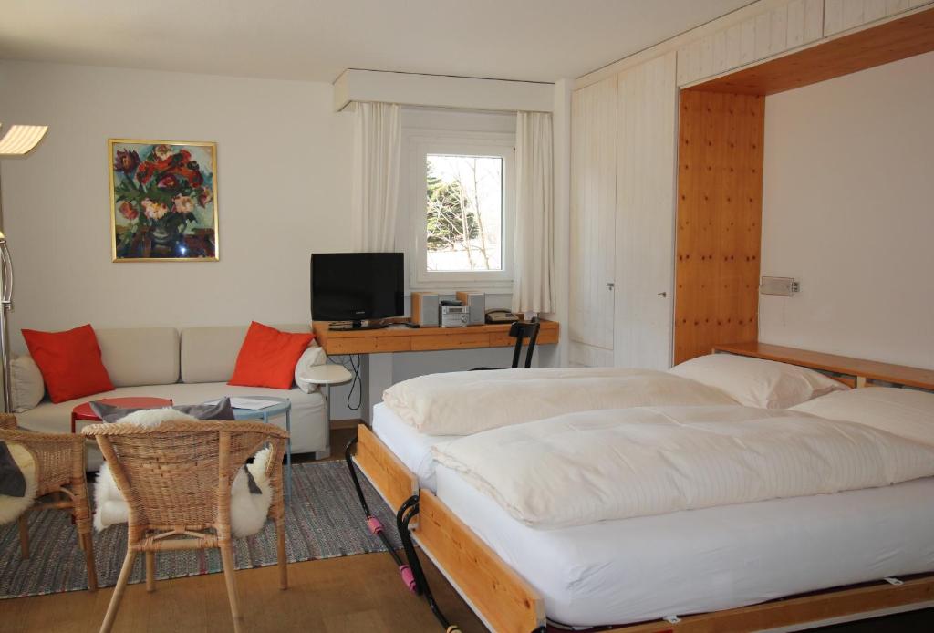 Residenza Lagrev 2 Zimmerwohnung - Nr 002 - Typ 21A - Hochparterre - Süd West - 3