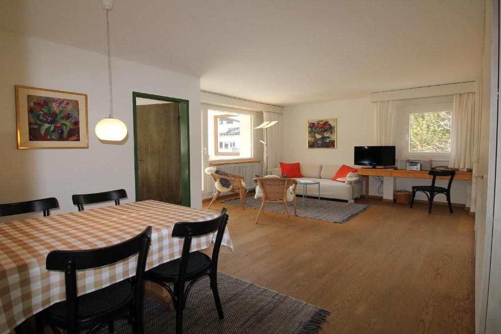 Residenza Lagrev 2 Zimmerwohnung - Nr 002 - Typ 21A - Hochparterre - Süd West - 4