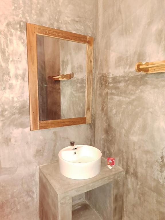 The Surf Access Guest House photo