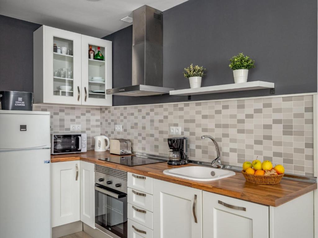 Apartment Duquesa de España by Interhome - 4