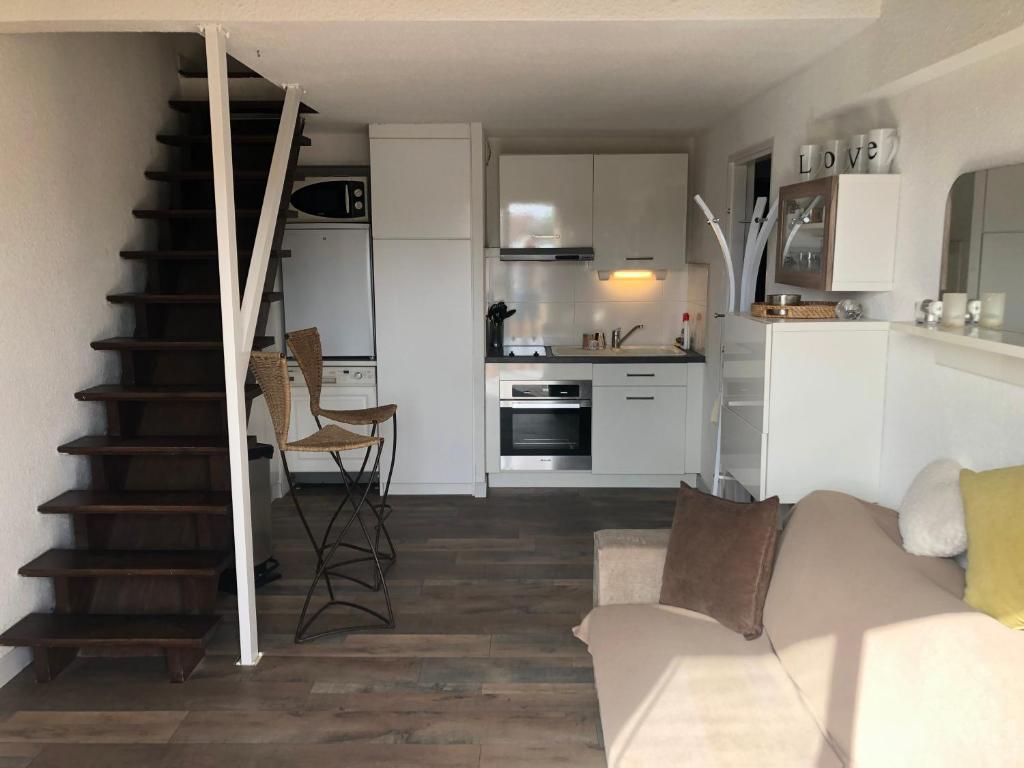 T2/T3 duplex à Port Frejus proche de la mer - 3