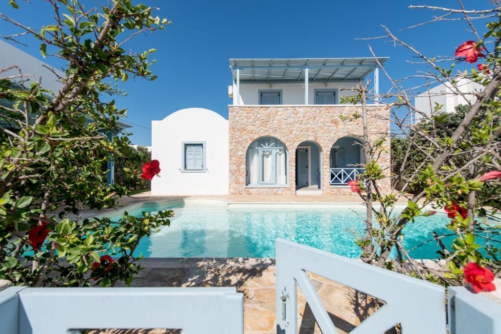 Monolithos Pool Villa by the Beach, Monolithos