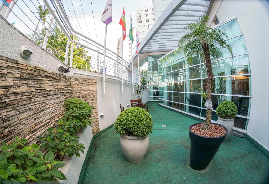 Garden, Castelmar Hotel in Florianopolis