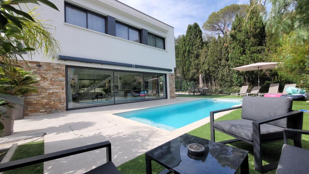 Villa avec piscine - 1