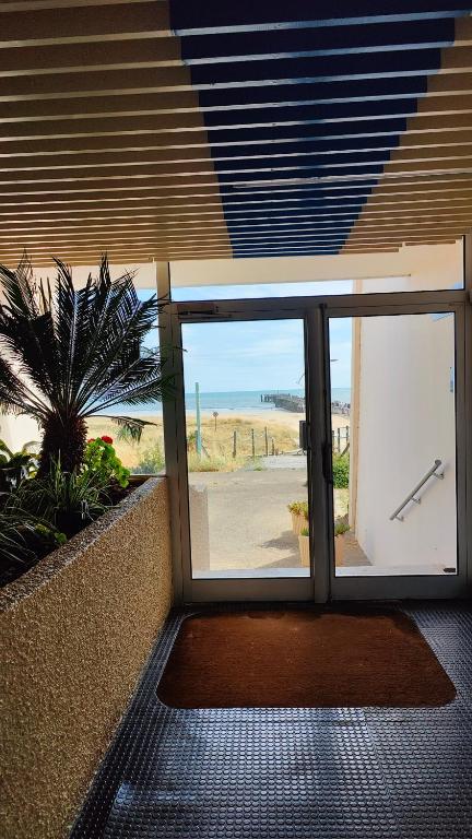 Petite studette à 50m de la plage - 3