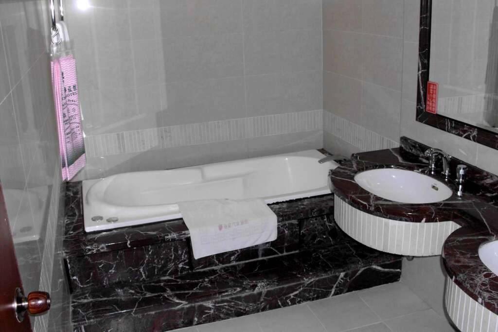 Jia Yun Business Hotel