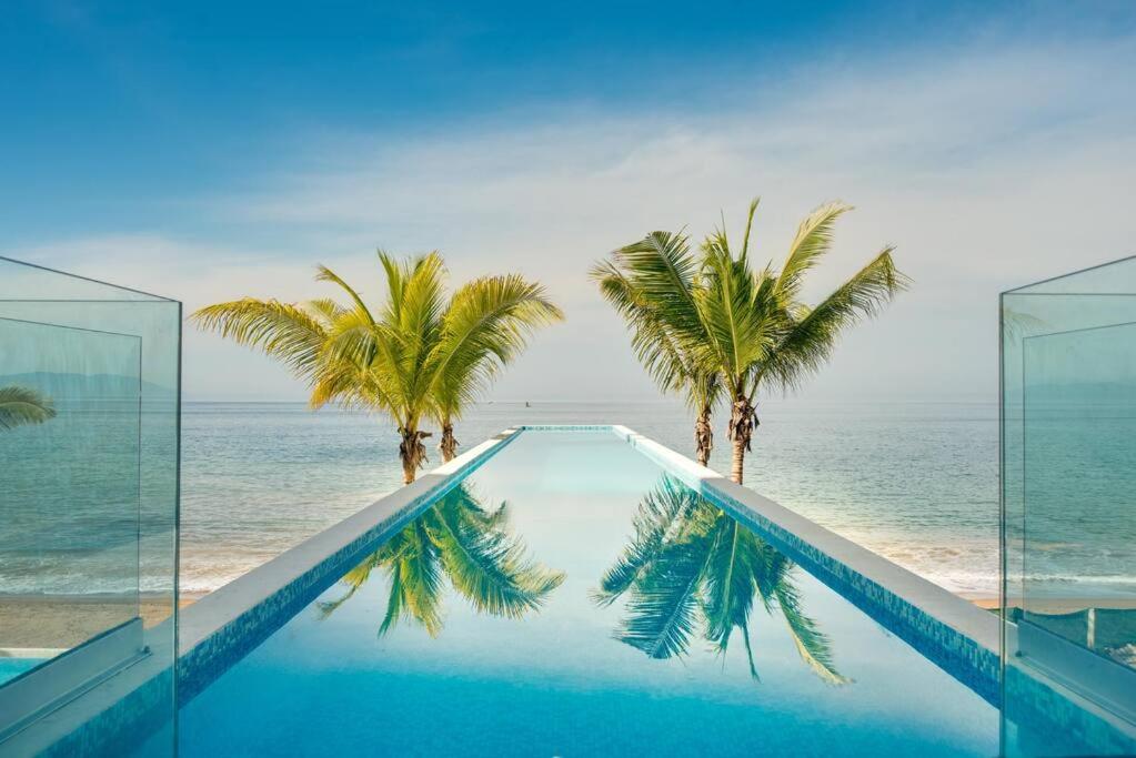 Beautiful Oceanfront Suite by Moikka Rentals - 1