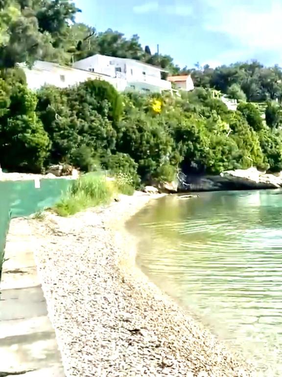 Spyros Aronis Apartments photo
