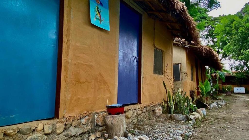 River Park Retreat — Sauraha (5)