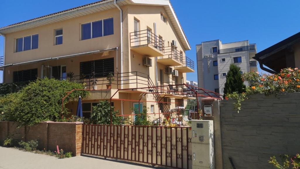 Pensiunea Maria — Hotel in Mamaia