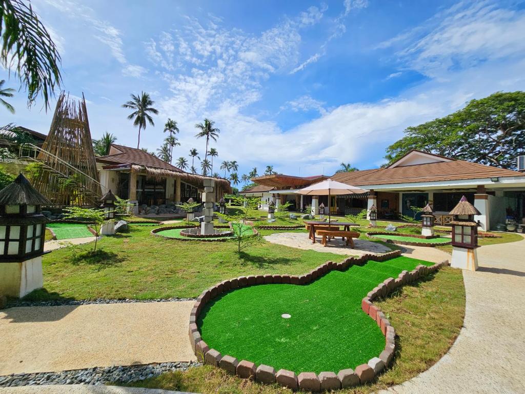 Mini golf course, Princesa Garden Island Resort & Spa in Palawan