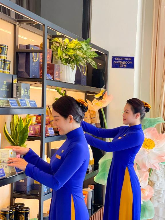 フロント・ロビー