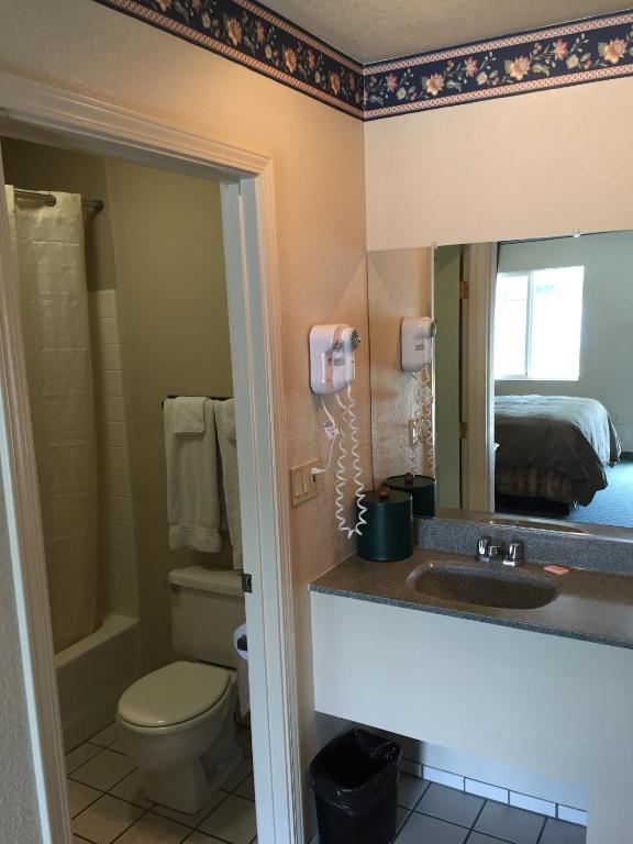 Budget Inn of Lodi photo