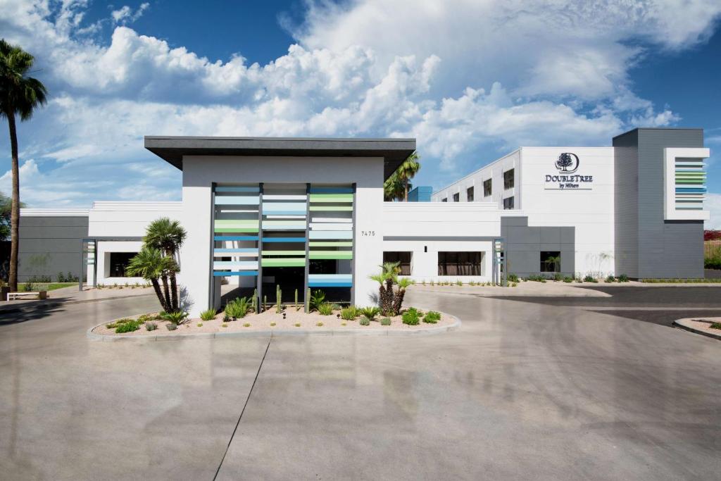 DoubleTree by Hilton Phoenix Chandler photo