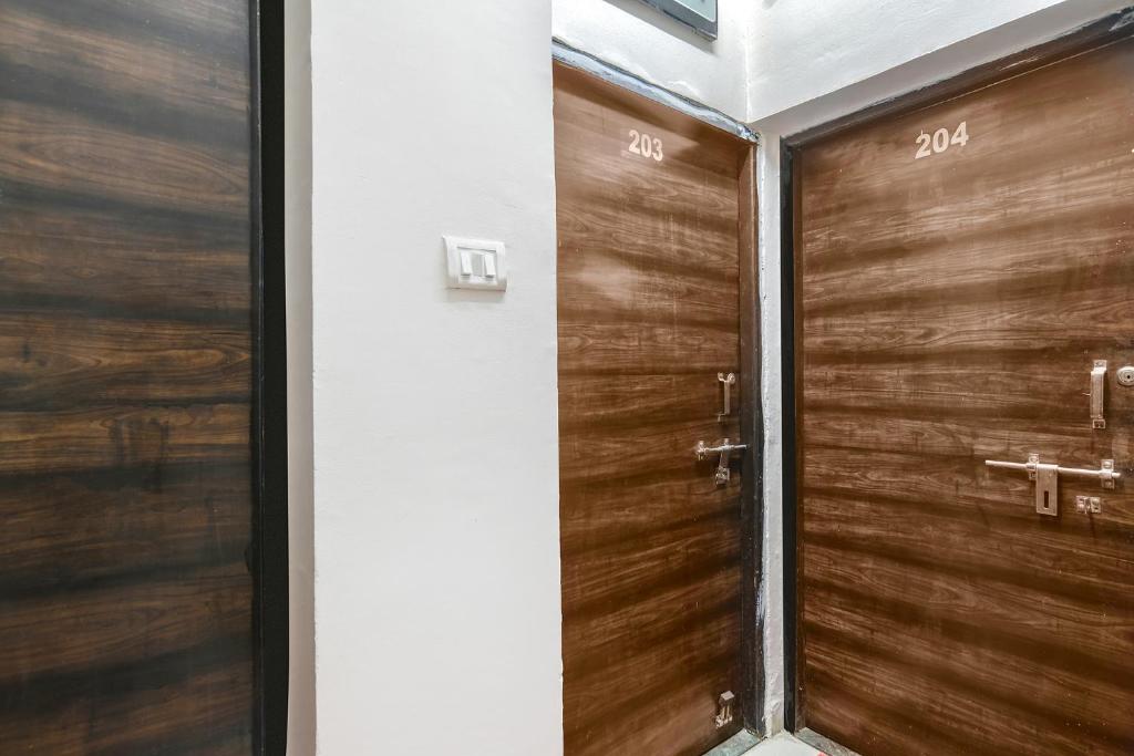 FabExpress Royal Palace Inn photo