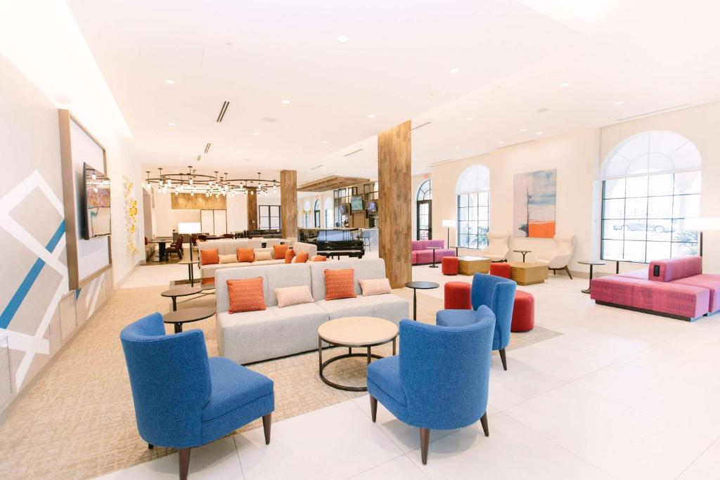 Shared lounge/TV area