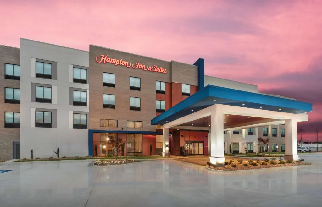 Hampton Inn & Suites Conway, Ar，位于康威的酒店