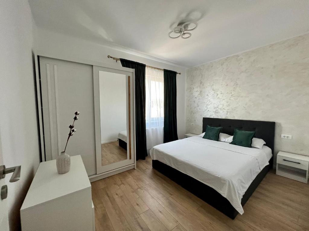 Central Riverfront Apartment