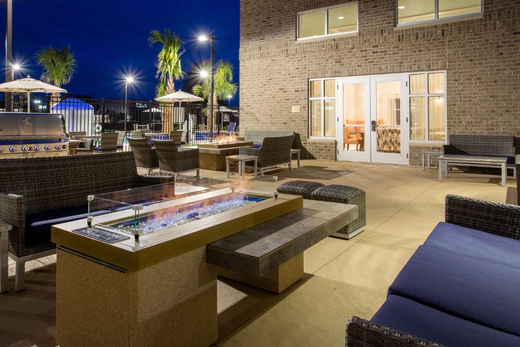 ホームウッド スイーツ バイ ヒルトン マートル ビーチ コースタル グランド モール (Homewood Suites by Hilton Myrtle Beach Coastal Grand Mall) 館内設備