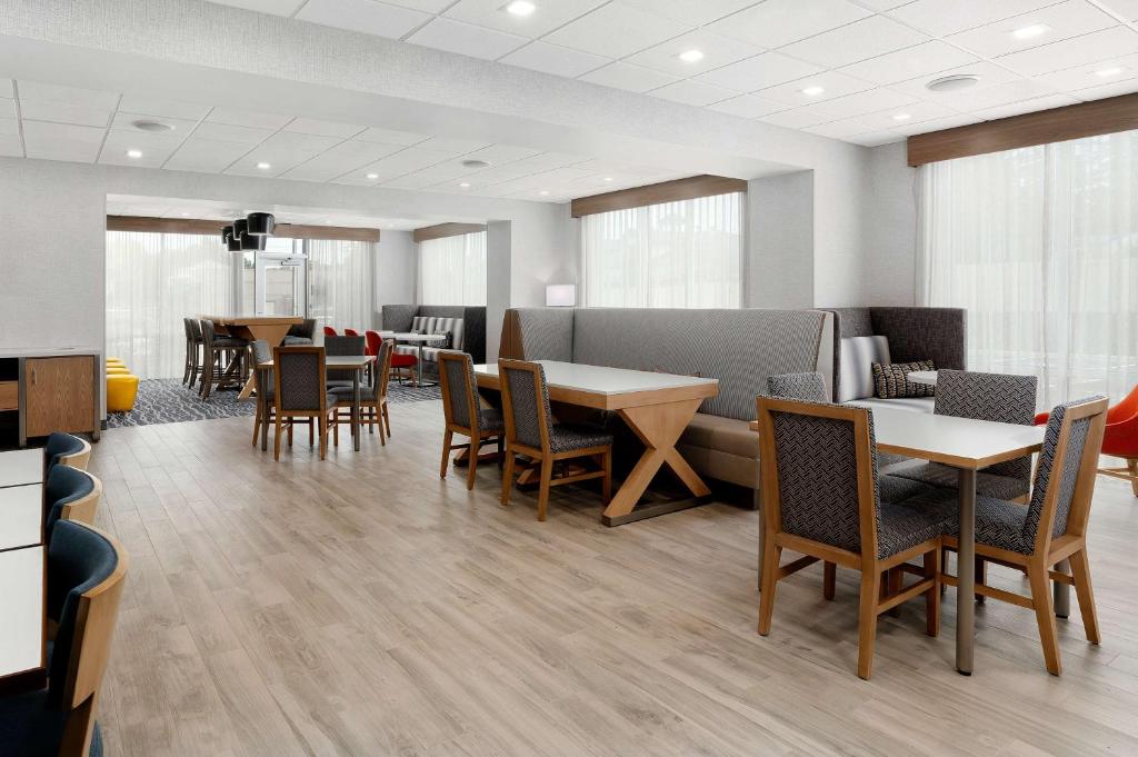 Hampton Inn by Hilton Bellingham Airport お料理のイメージ