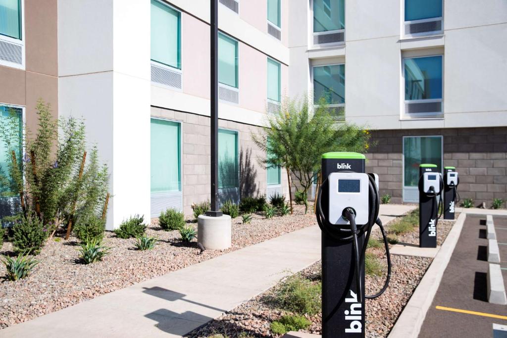 Home2 Suites by Hilton Phoenix Avondale photo