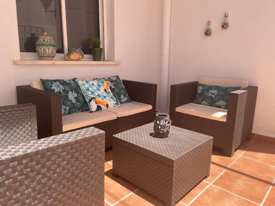 Precioso apartamento con patio, Малага
