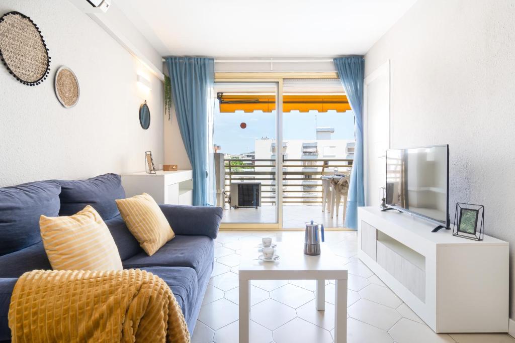 1ºLineaMar-2room-Novelty-Piscina-wifi-PortAventura7 - 1
