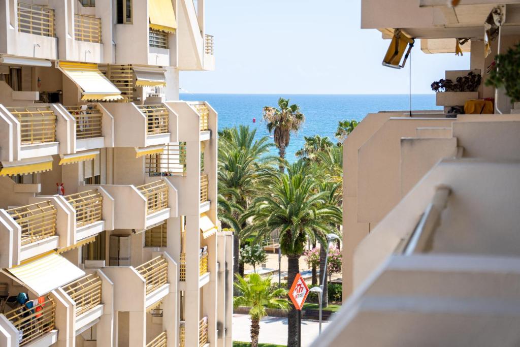 1ºLineaMar-2room-Novelty-Piscina-wifi-PortAventura7 - 4