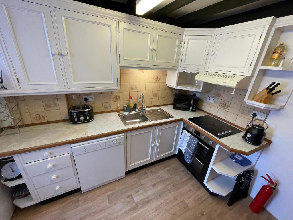 Glanywerydd Cottage photo 4