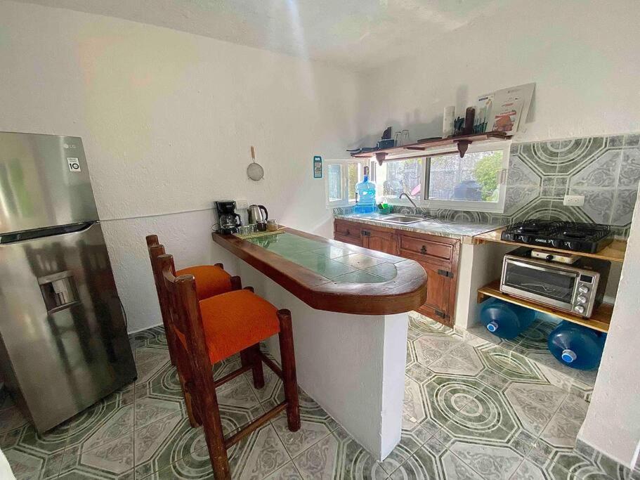 Apartment located two blocks from the sea, Cozumel