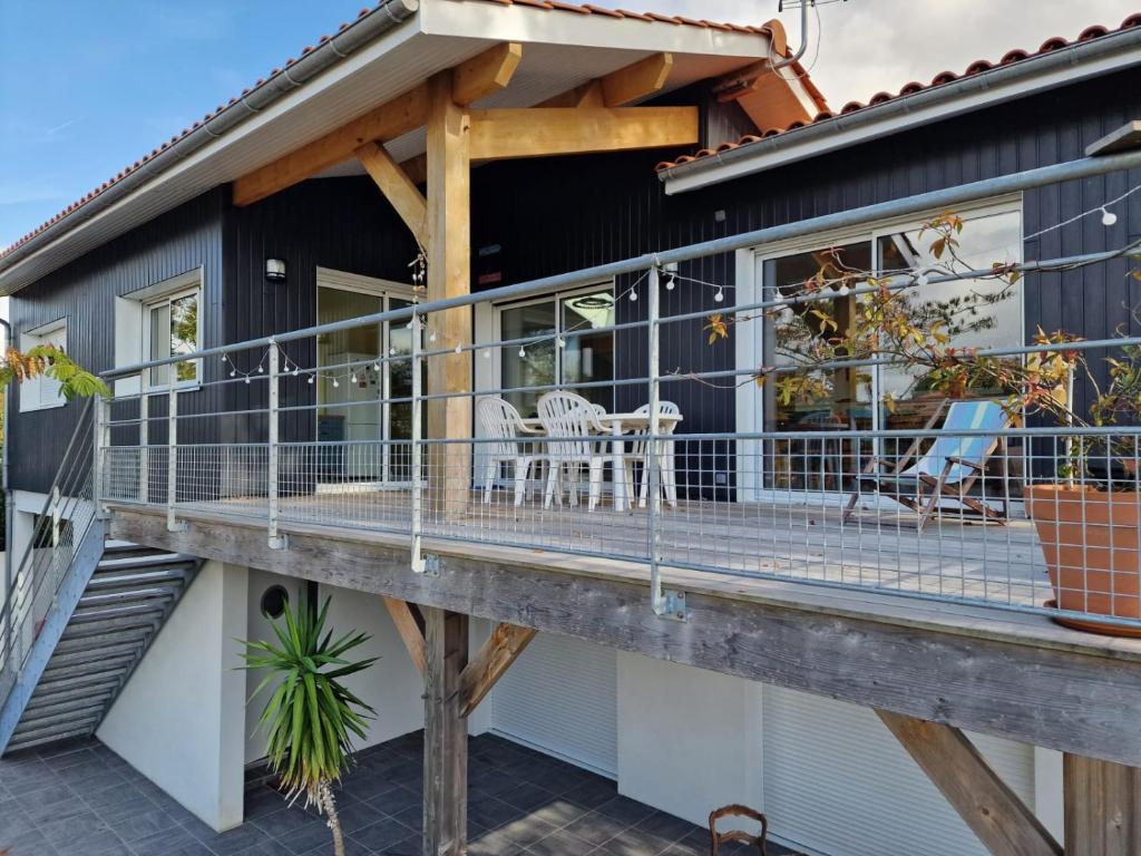 Très belle villa d'architecte à 30 m de la plage - 2