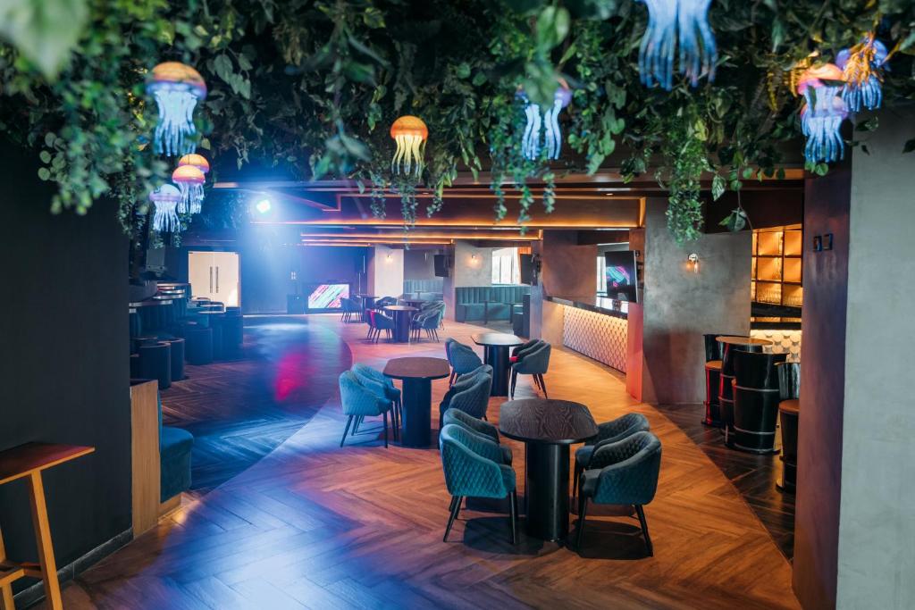 Pub/Lounge