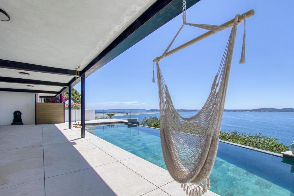 VILLA L'OISEAU BLEU 220m2 VUE MER 180, GIENS & Porquerolles - Studio - 2