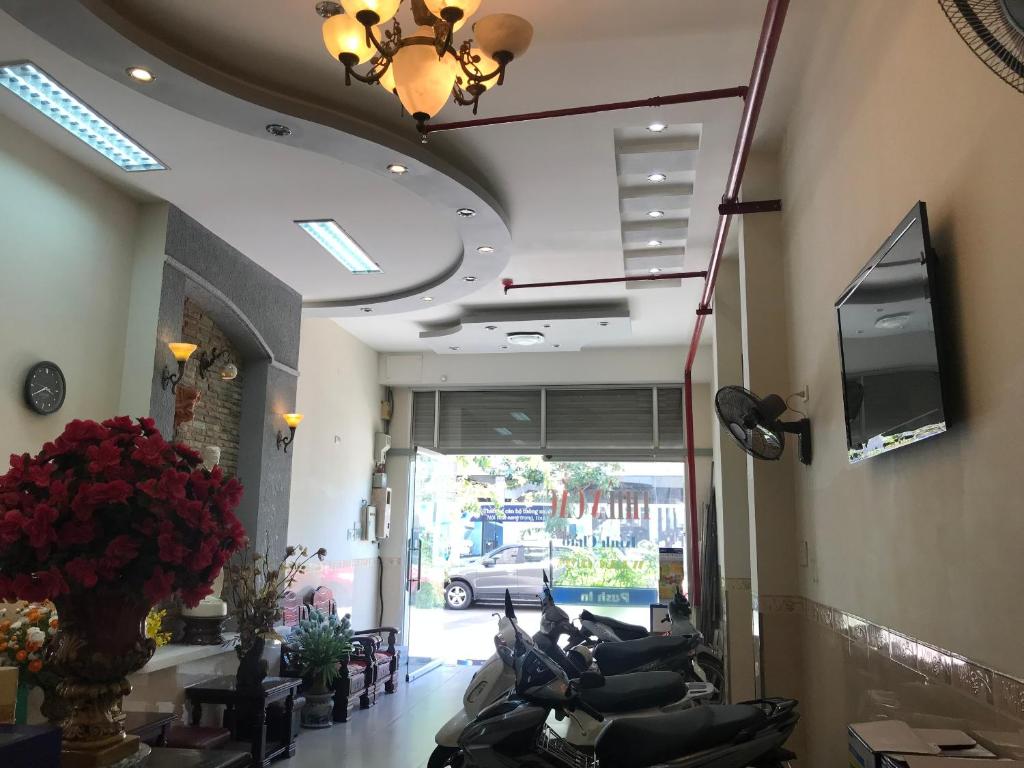 Khách sạn Thiên Các