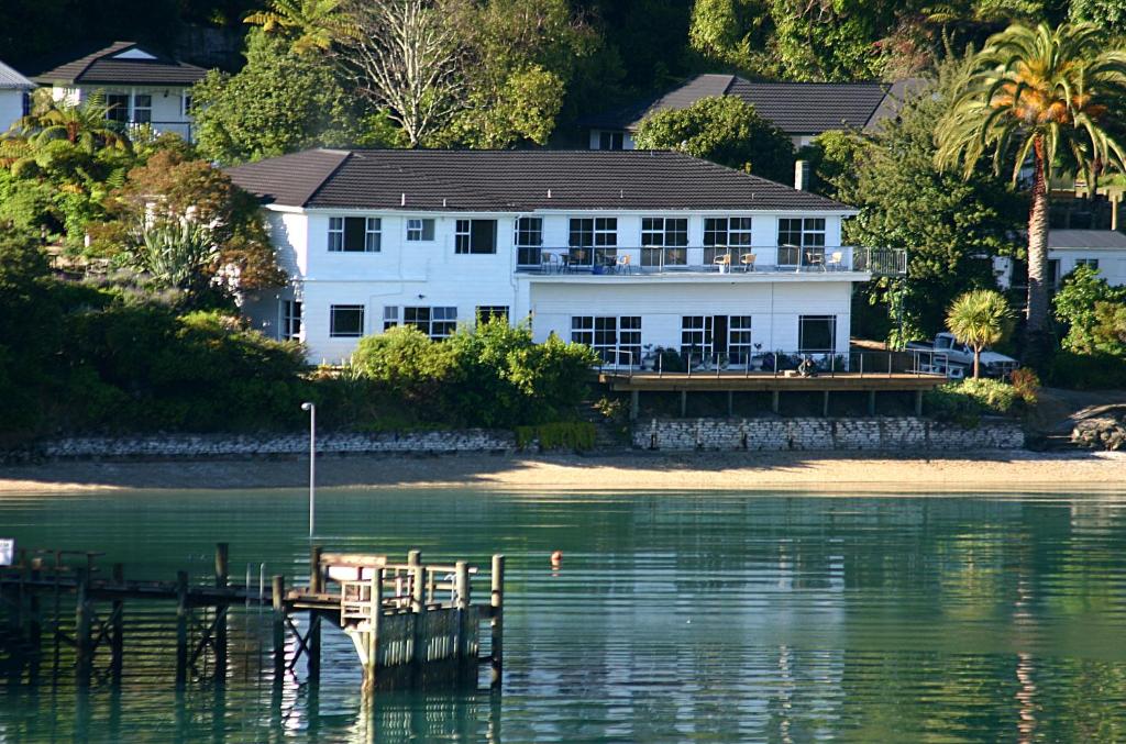 Te Mahia Bay Resort photo