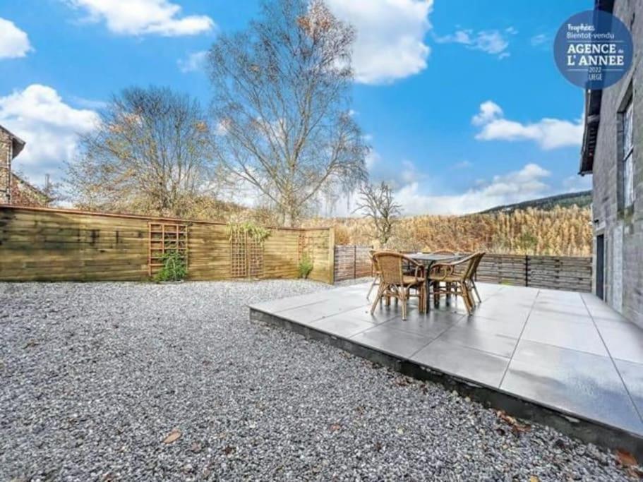 À 10 minutes du circuit, Stavelot