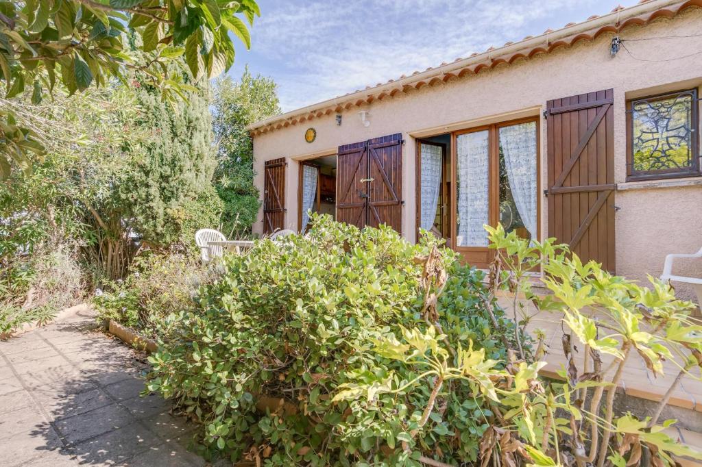 Maison de charme à Agde avec jardin et terrasse - 1