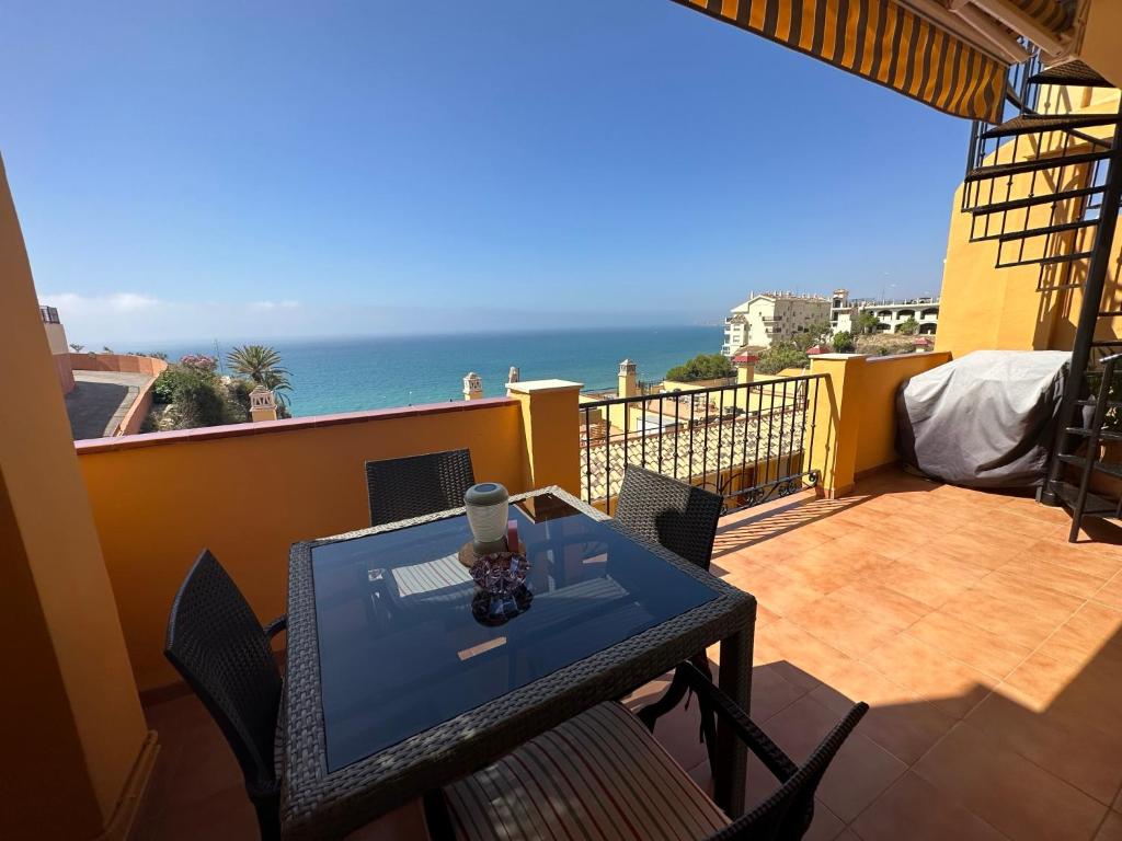 Amazing Sea View Apartement, close to beach, Benalmádena