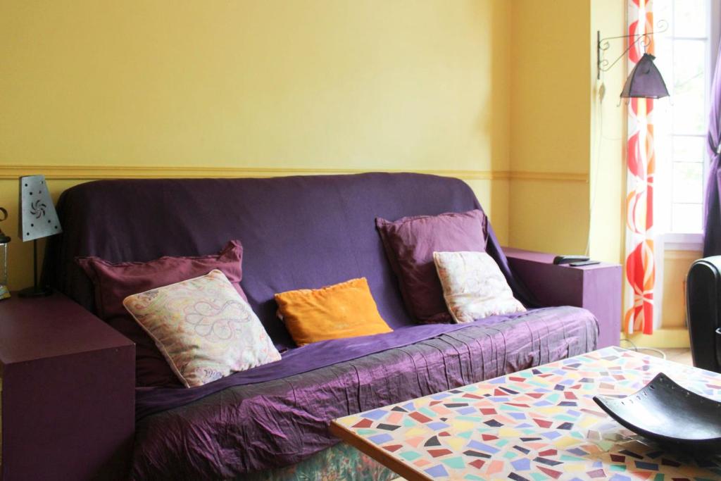 Cozy love nest near Stade de France - 2
