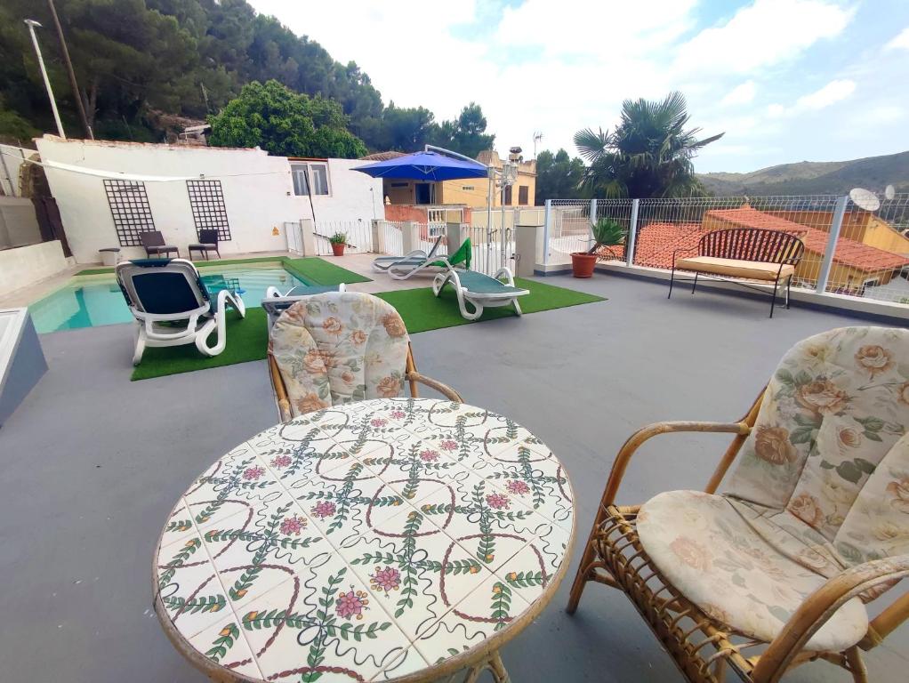VILLA FALCONERA APARTAMENTS, GANDIA a las faldas de la montaña RELAX & PETS - 2