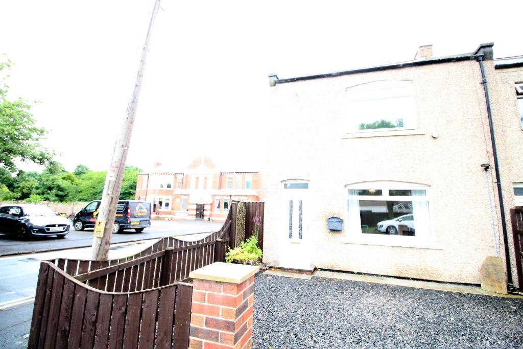 Bristol Street Holiday Home, Whitley Bay photo 8