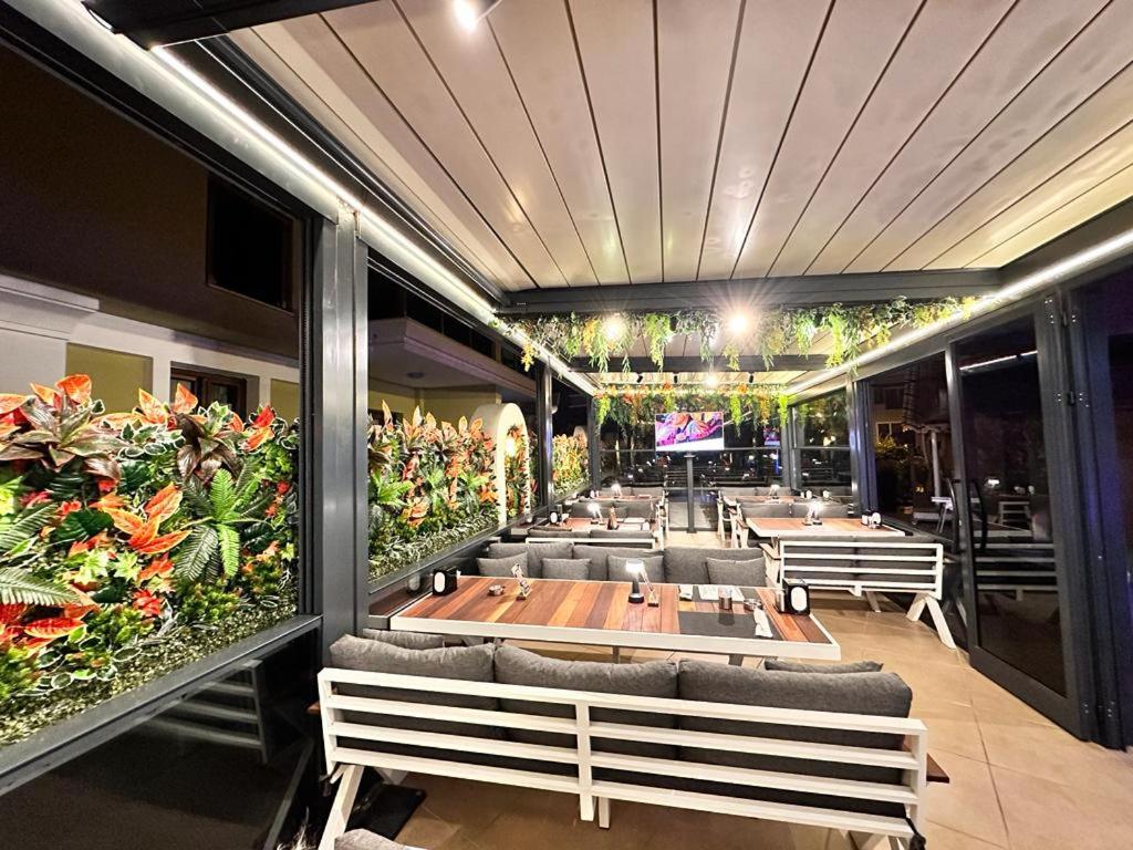 Club Karakas Apart Otel — Restaurant & bars in Marmaris, Mugla